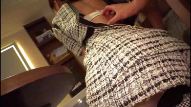 Housewife Pick up. She Really Makes Her Husband Reach His Sexual Peak. -2