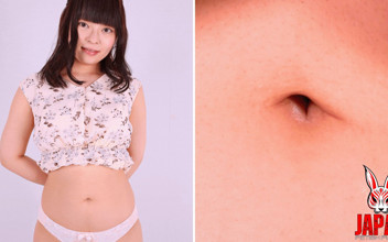 Navel Tease: Himeka’s Sensual Belly Button Play