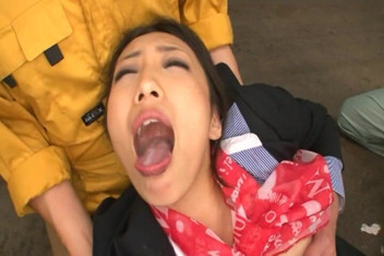 Shizuka Kanno Brings Sophistication and Seduction to the Skies – 3