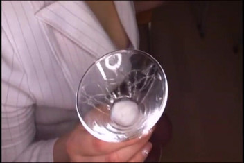 Mari Hosokawa’s Ultimate Swallowing Lesson – Deepthroat, Handjobs and Every Last Drop – 5